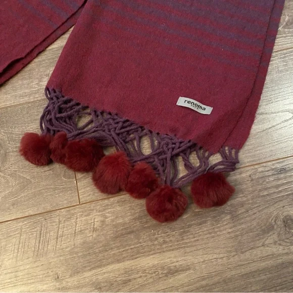 Renoma‎ Paris Merino Wool Scarf with fur pom poms - Picture 6 of 9